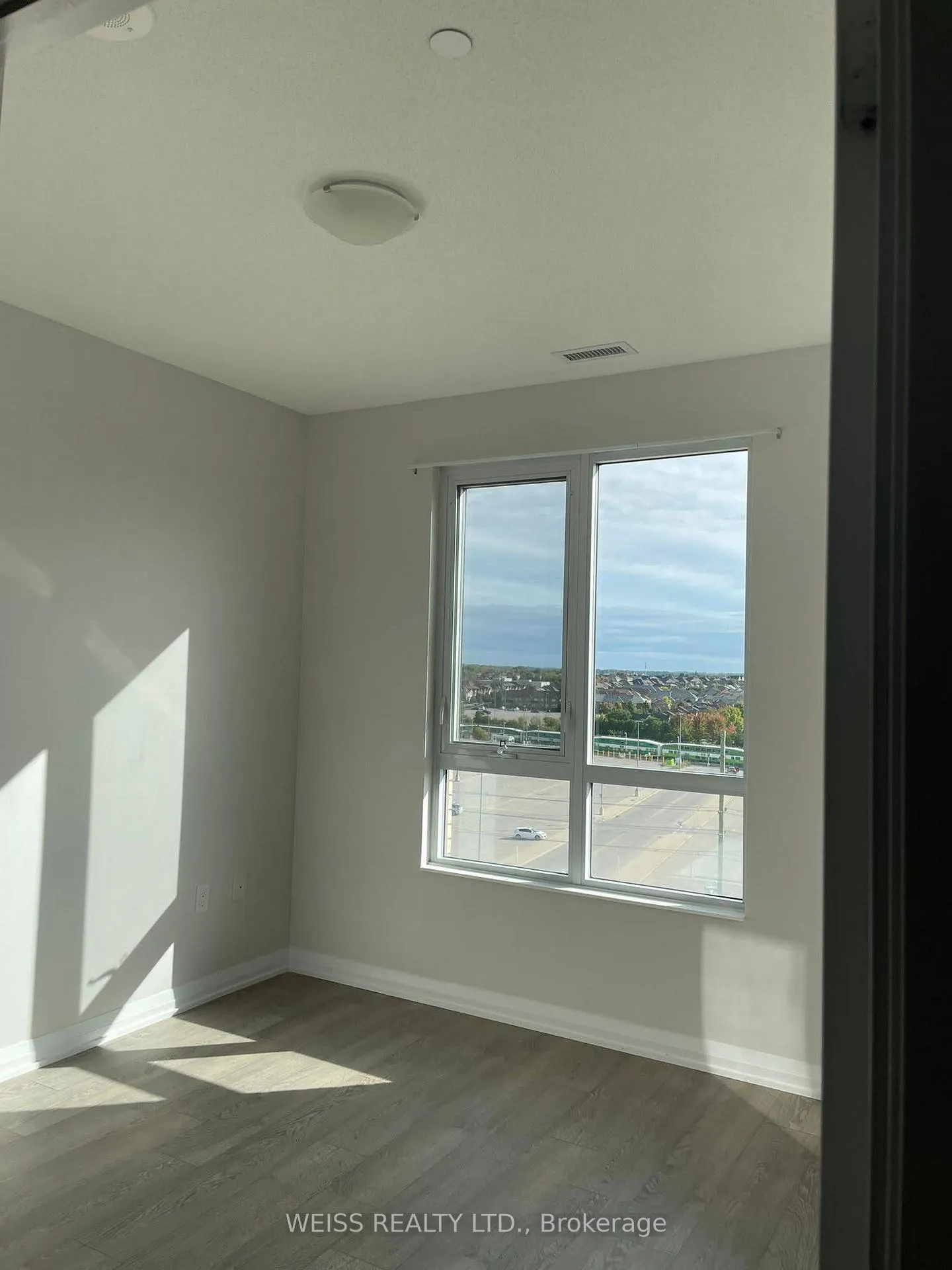 Photo 5 of Unit 808, 9560 Markham Road, Markham, Wismer — HOMEH