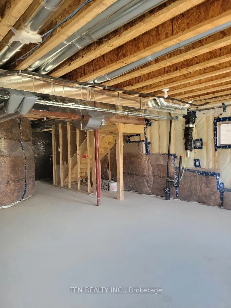 Photo 14 of 251 Velvet Way, Thorold, Rolling Meadows — HOMEH