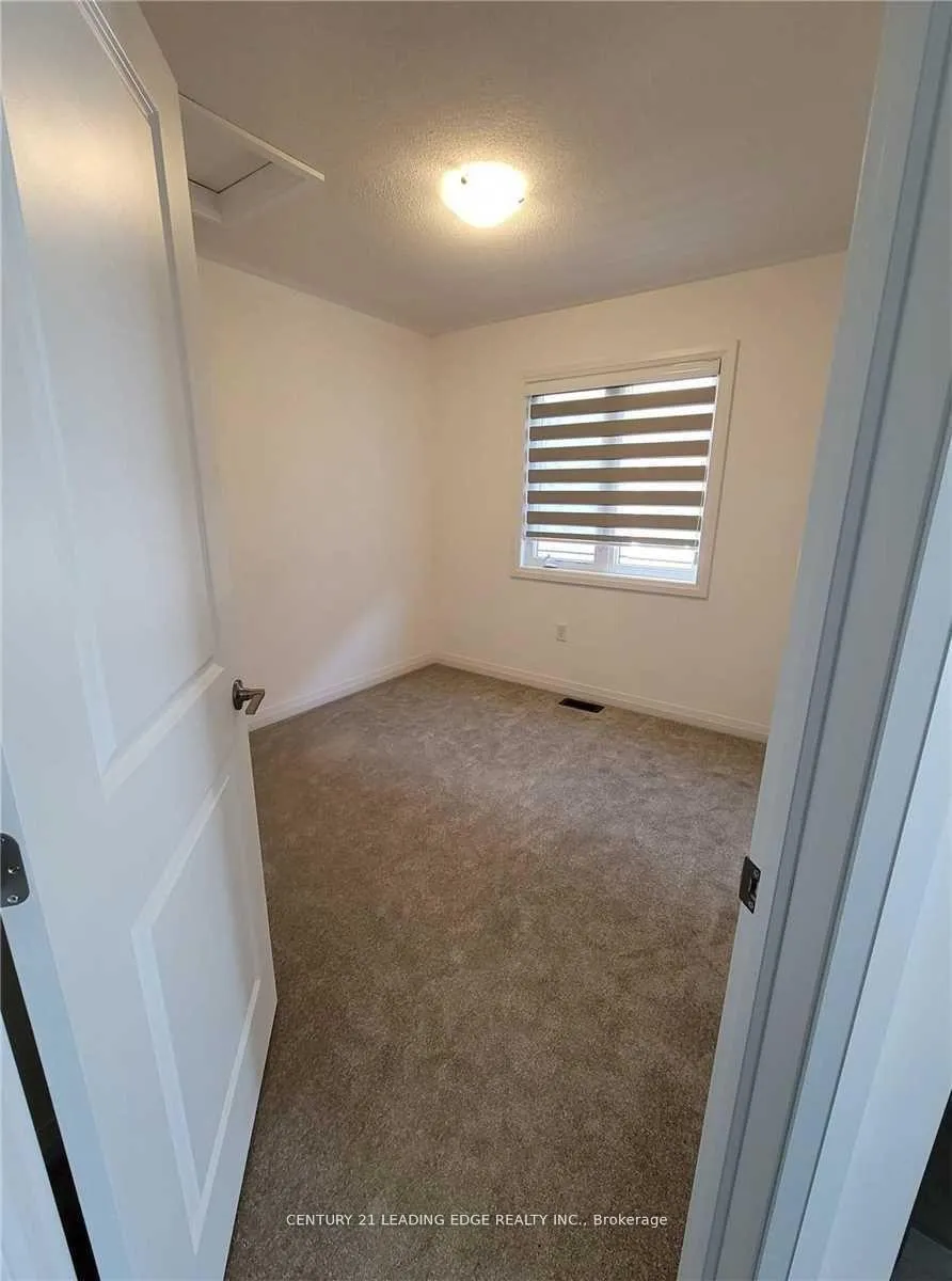 Photo 4 of 29 Koda Street, Barrie, Holly — HOMEH