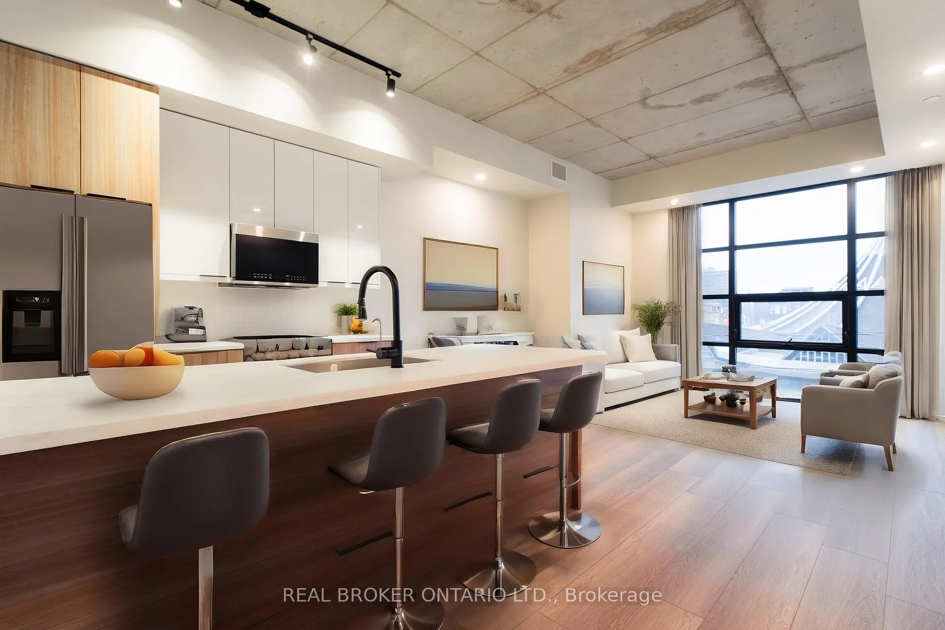 Photo 2 of Unit 507, 24 Augusta Street, Hamilton, Corktown — HOMEH