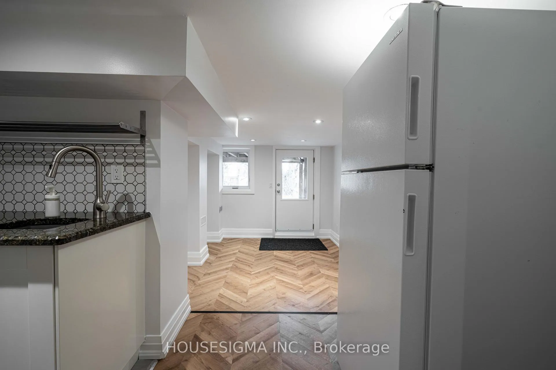 Photo 8 of Unit Lower, 5 Ivy Avenue, Toronto, South Riverdale — HOMEH
