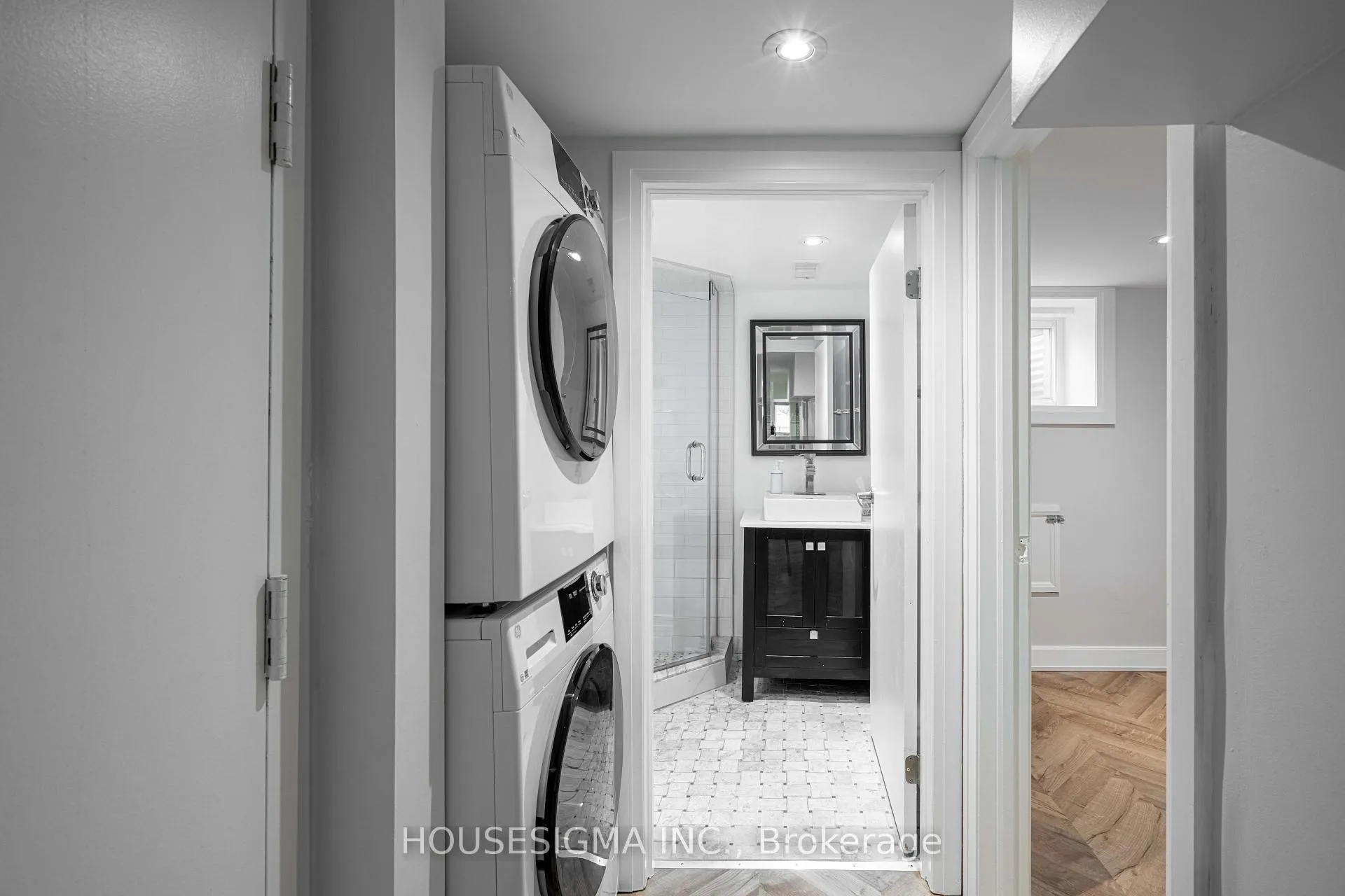 Photo 12 of Unit Lower, 5 Ivy Avenue, Toronto, South Riverdale — HOMEH