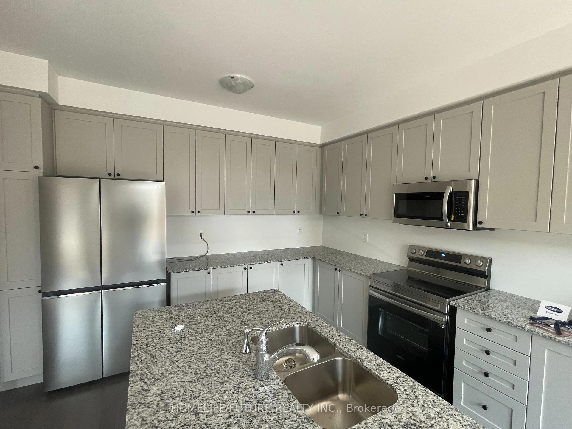 Photo 3 of 1413 Swallowtail Lane, Pickering, Rural Pickering — HOMEH