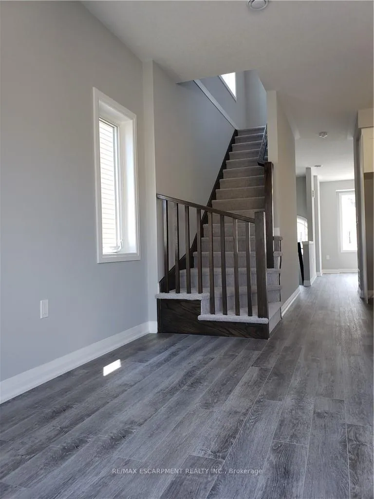 Photo 8 of 57 Aquarius Crescent, Hamilton, Rural Glanbrook — HOMEH