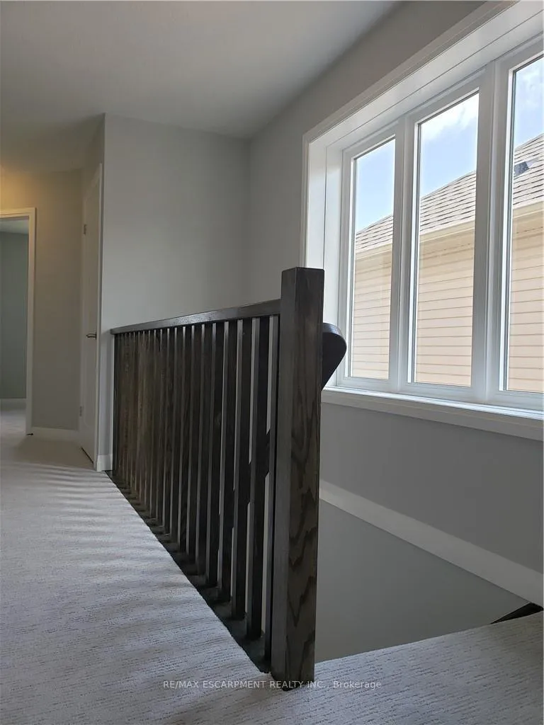Photo 11 of 57 Aquarius Crescent, Hamilton, Rural Glanbrook — HOMEH