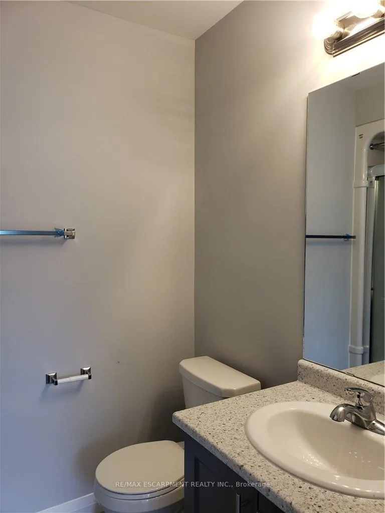 Photo 12 of 57 Aquarius Crescent, Hamilton, Rural Glanbrook — HOMEH