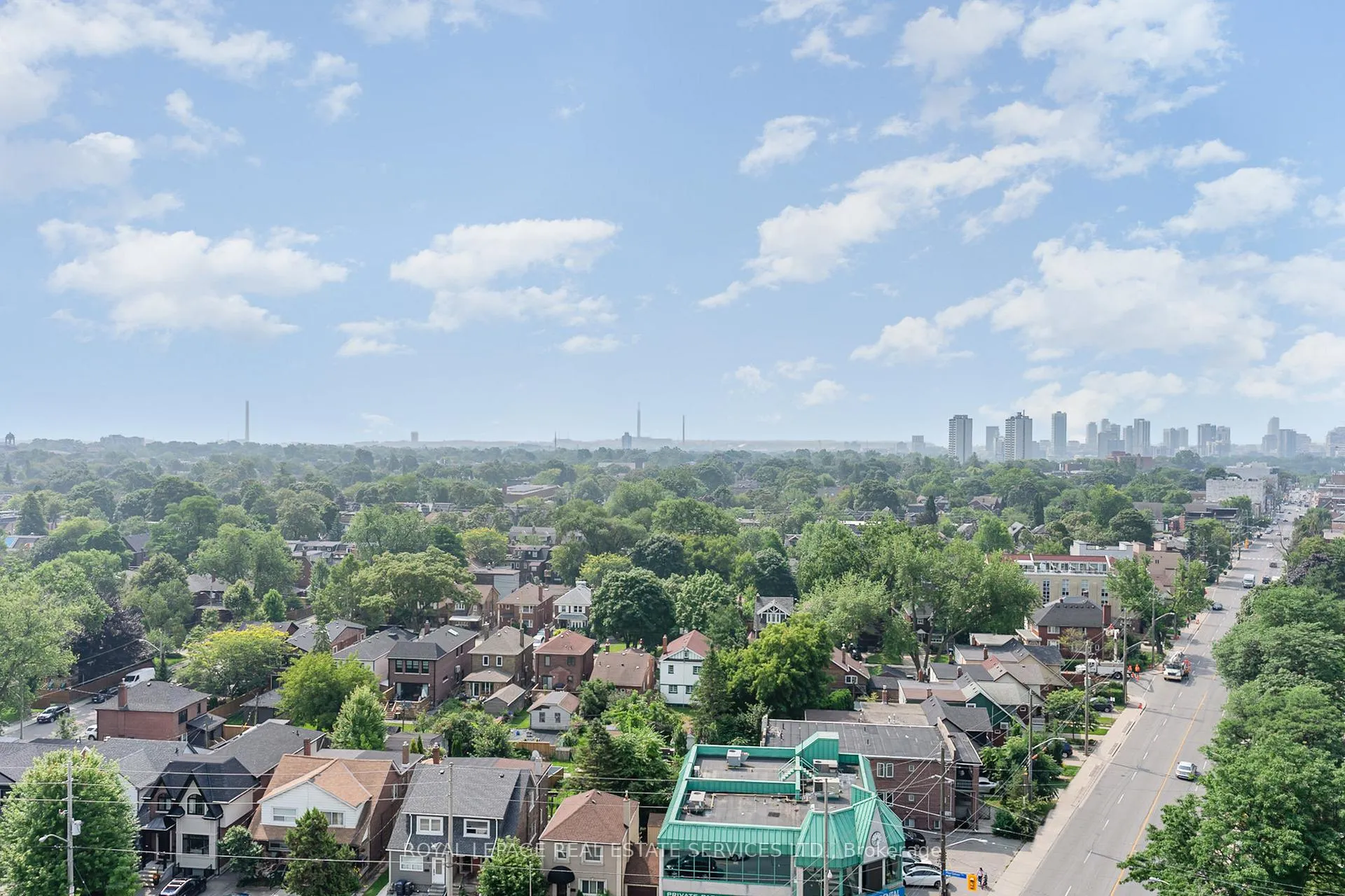 Photo 13 of Unit 1504, 1048 Broadview Avenue, Toronto, Broadview North — HOMEH