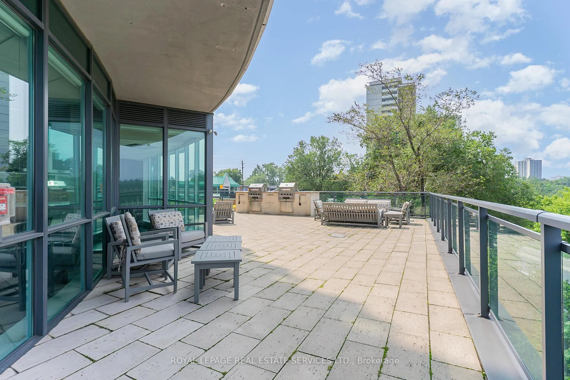 Photo 18 of Unit 1504, 1048 Broadview Avenue, Toronto, Broadview North — HOMEH