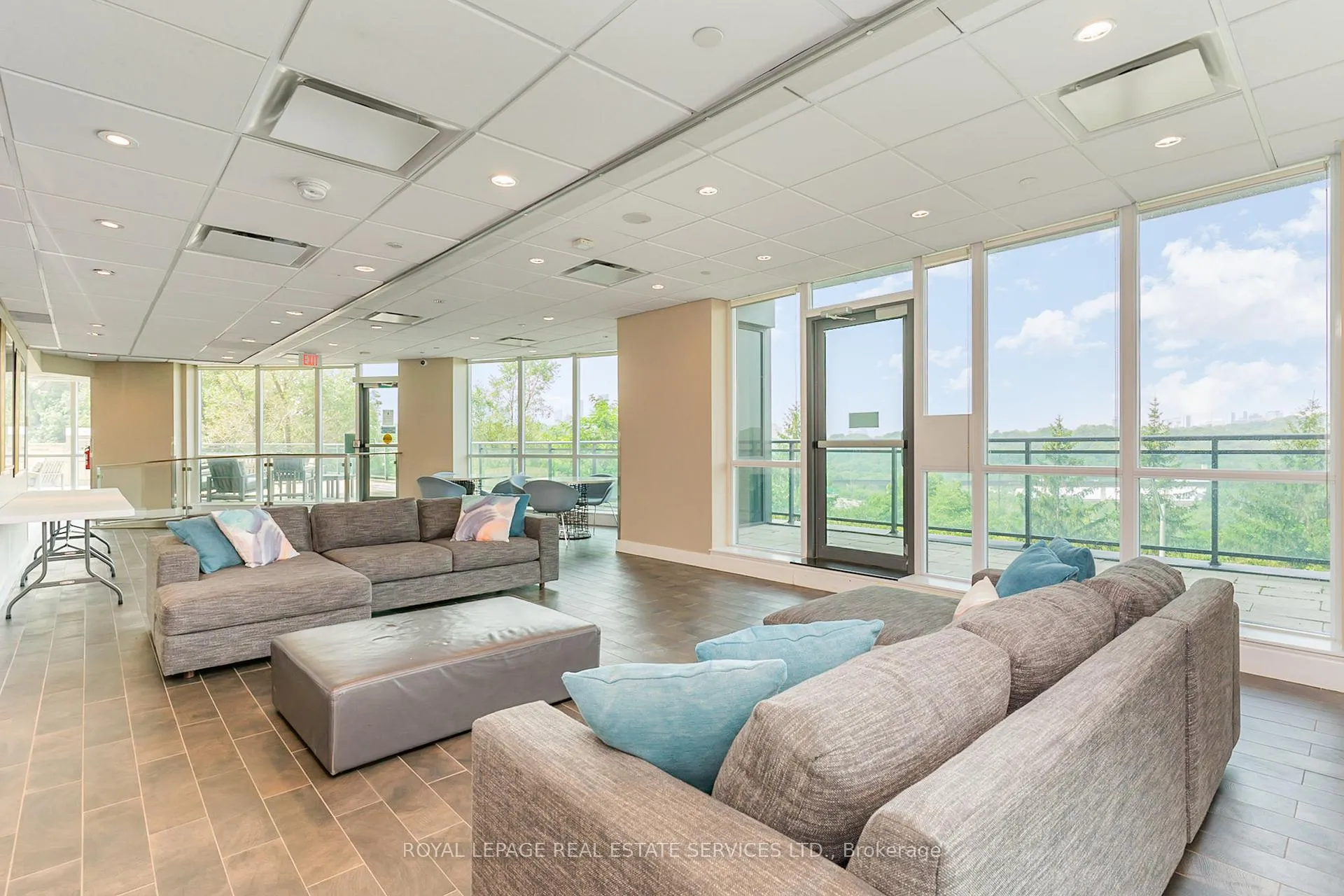 Photo 21 of Unit 1504, 1048 Broadview Avenue, Toronto, Broadview North — HOMEH