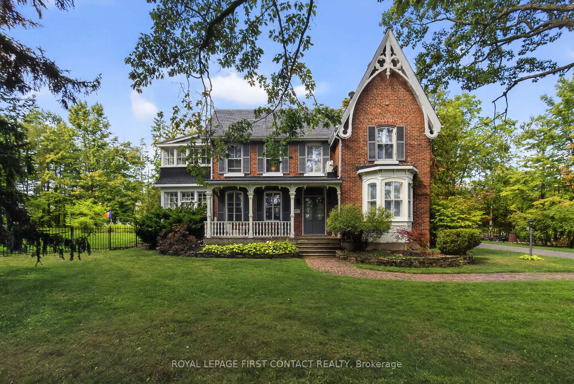 Photo 1 of 126 Letitia Street, Barrie, Letitia Heights — HOMEH