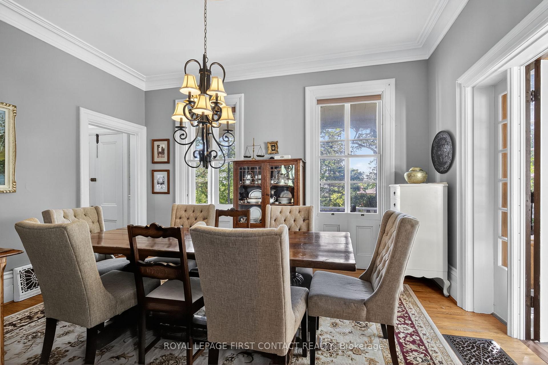 Photo 7 of 126 Letitia Street, Barrie, Letitia Heights — HOMEH