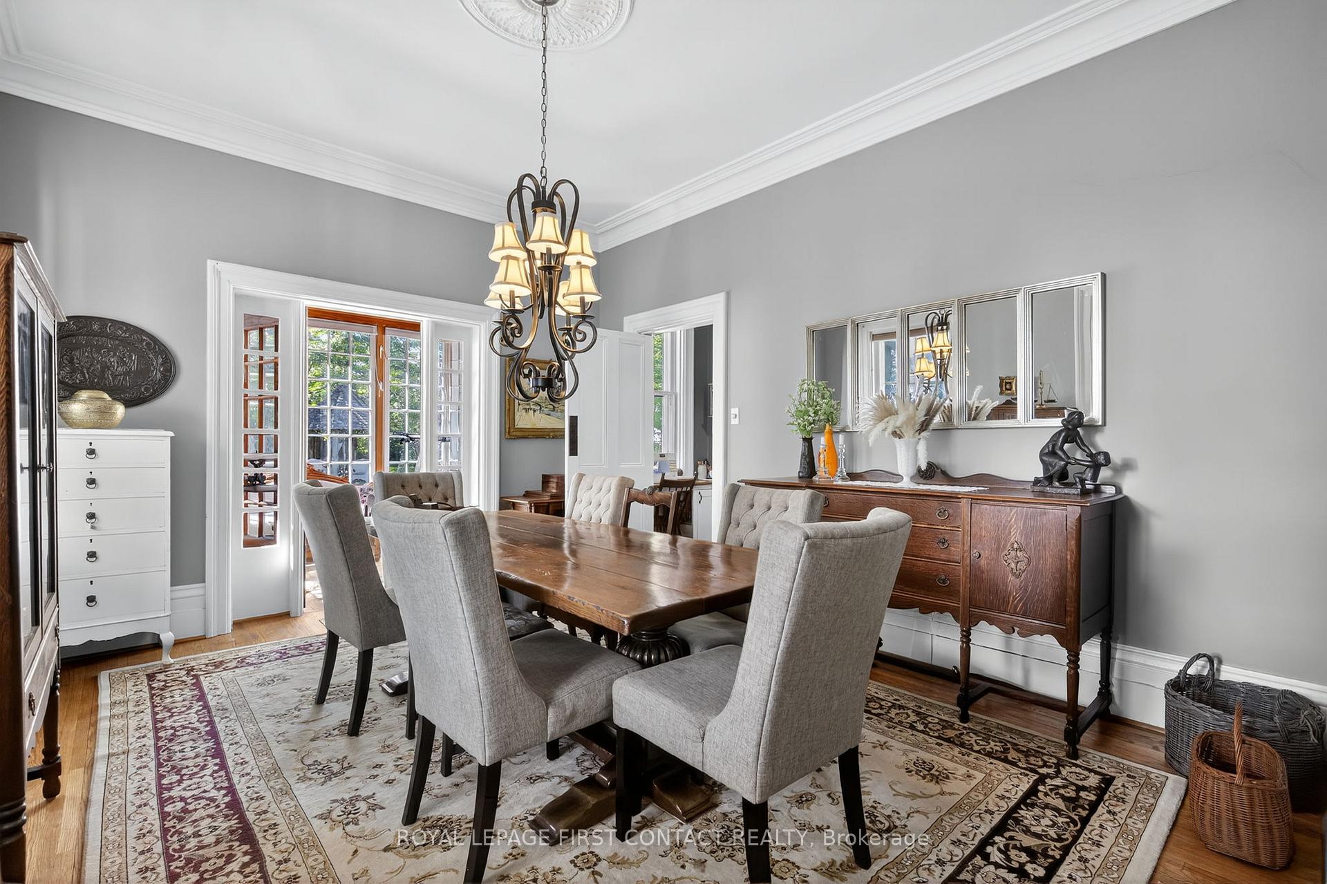 Photo 8 of 126 Letitia Street, Barrie, Letitia Heights — HOMEH
