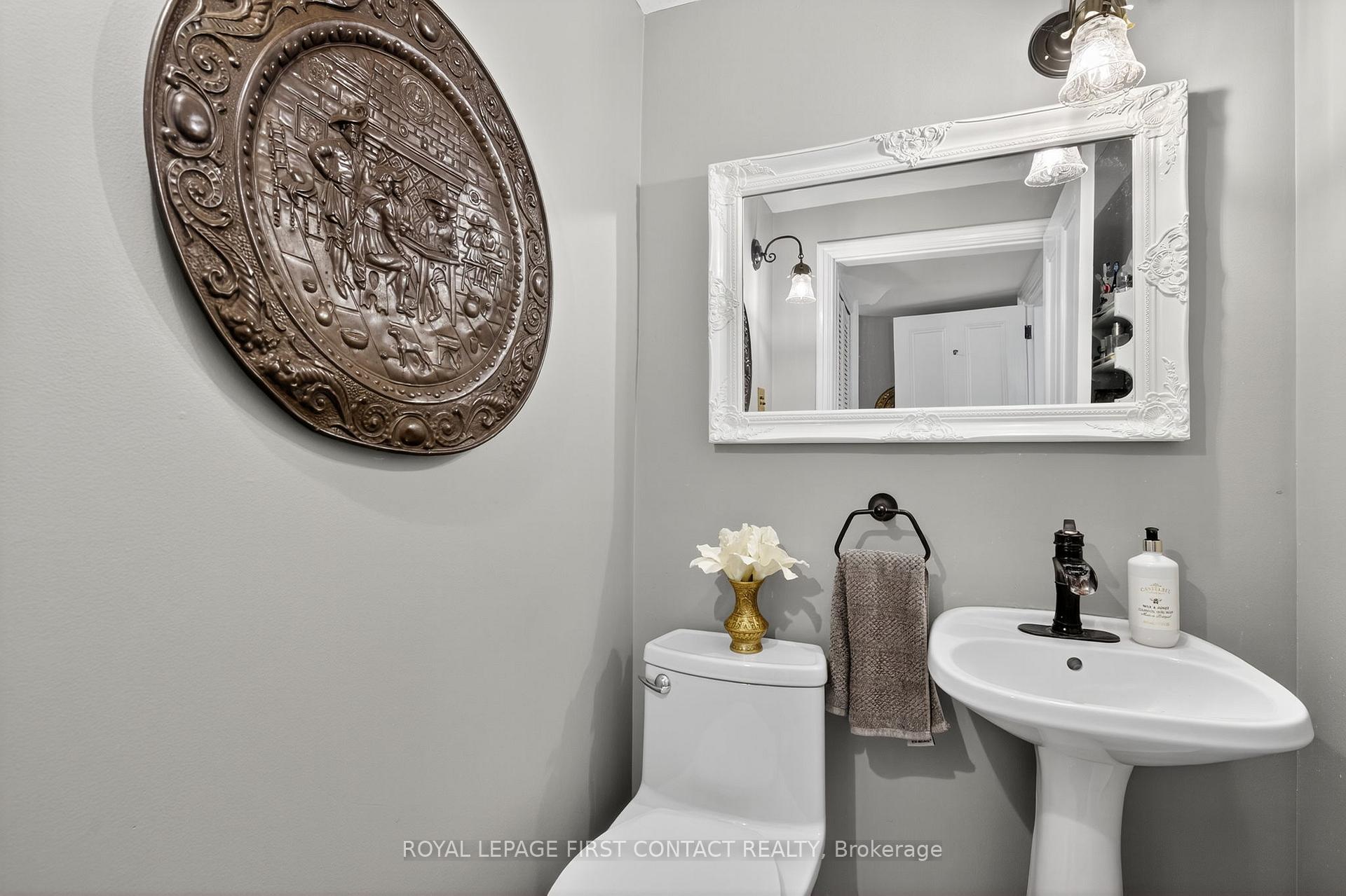 Photo 16 of 126 Letitia Street, Barrie, Letitia Heights — HOMEH
