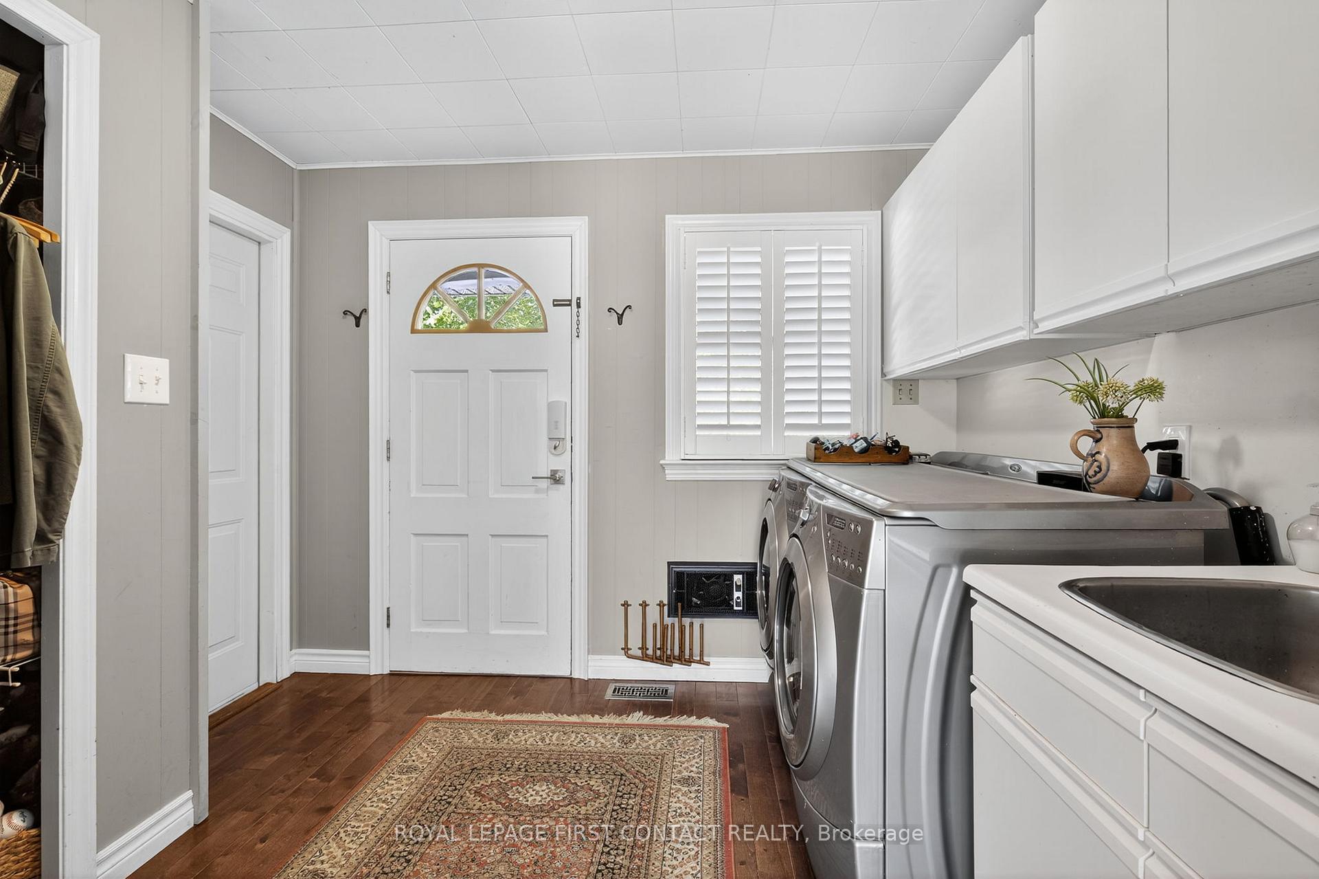 Photo 19 of 126 Letitia Street, Barrie, Letitia Heights — HOMEH
