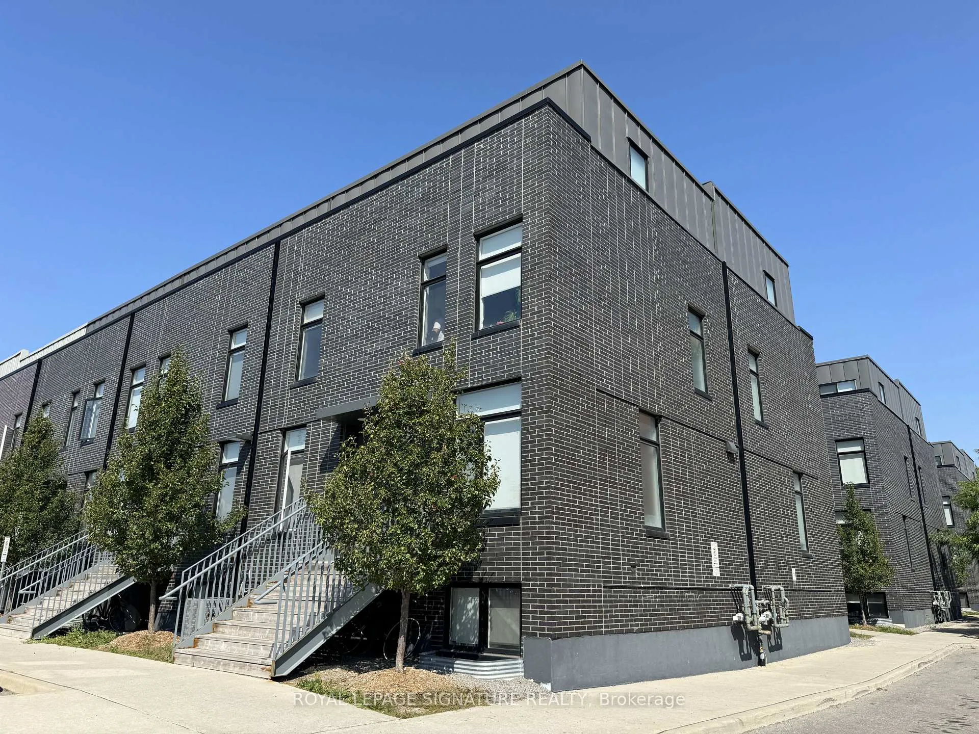 Photo 17 of Unit 95C, 1760 Simcoe Street N, Oshawa, Samac — HOMEH