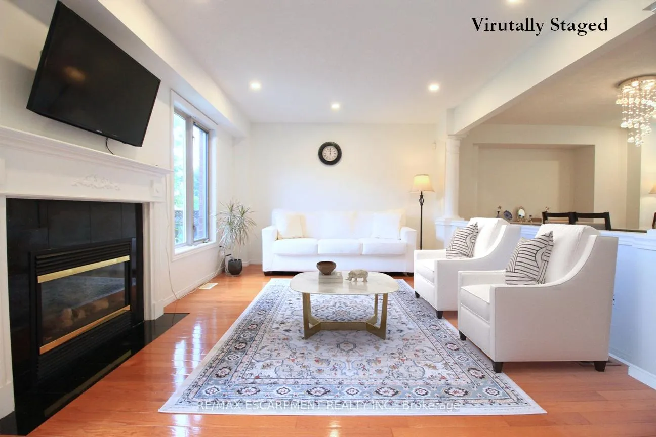 Photo 10 of 15 Moorland Crescent, Hamilton, Ancaster — HOMEH