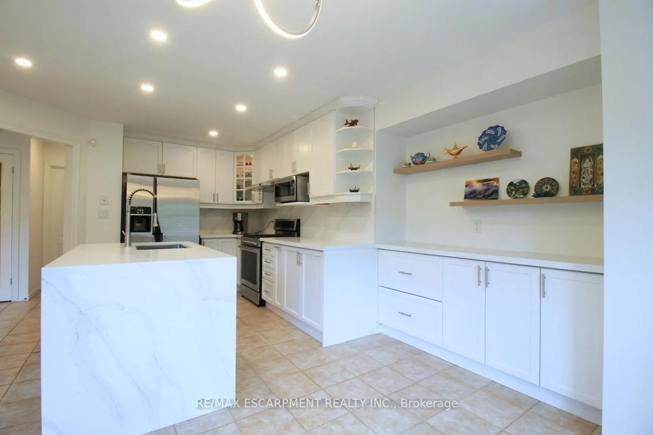 Photo 15 of 15 Moorland Crescent, Hamilton, Ancaster — HOMEH
