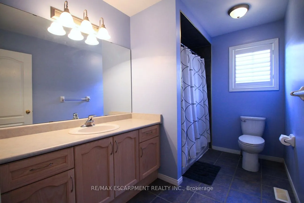 Photo 28 of 15 Moorland Crescent, Hamilton, Ancaster — HOMEH