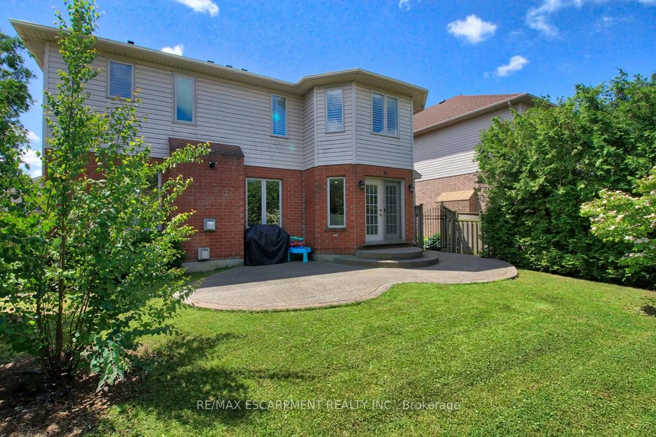 Photo 38 of 15 Moorland Crescent, Hamilton, Ancaster — HOMEH