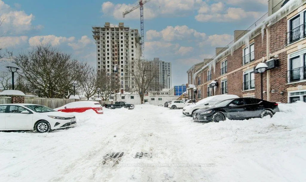 Photo 18 of Unit 202, 555 King Street E, Kitchener — HOMEH
