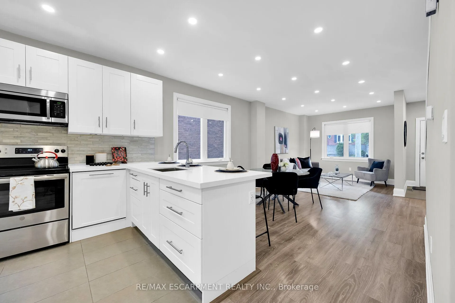 Photo 10 of 236 Bold Street, Hamilton, Durand — HOMEH