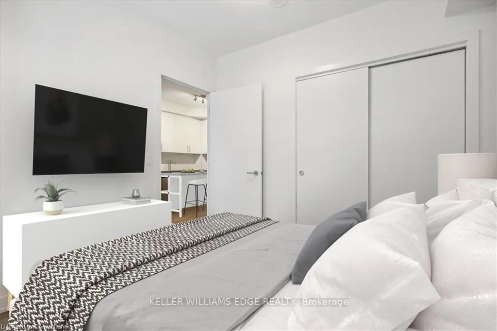 Photo 3 of Unit 612, 212 King Street E, Hamilton, Beasley — HOMEH