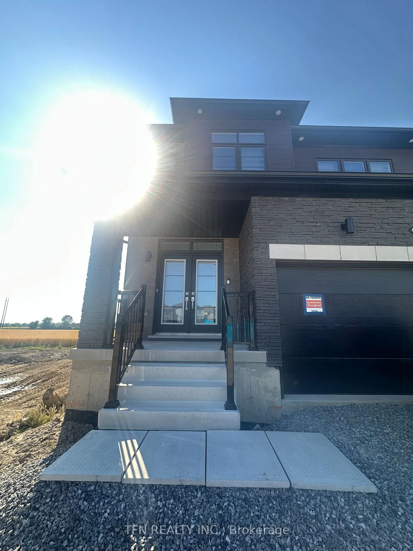 Photo 2 of 179 Velvet Way, Thorold, Rolling Meadows — HOMEH
