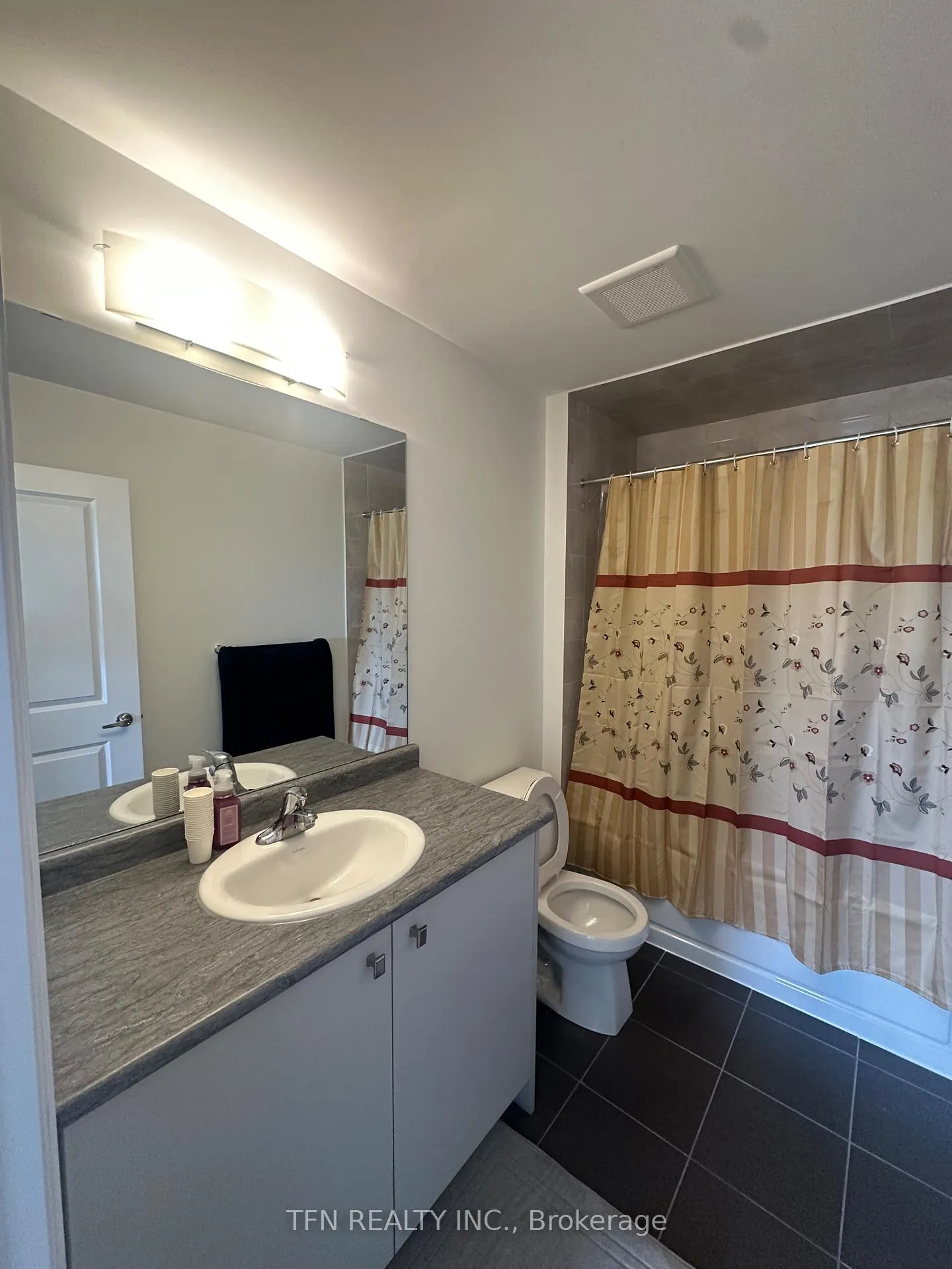 Photo 10 of 179 Velvet Way, Thorold, Rolling Meadows — HOMEH