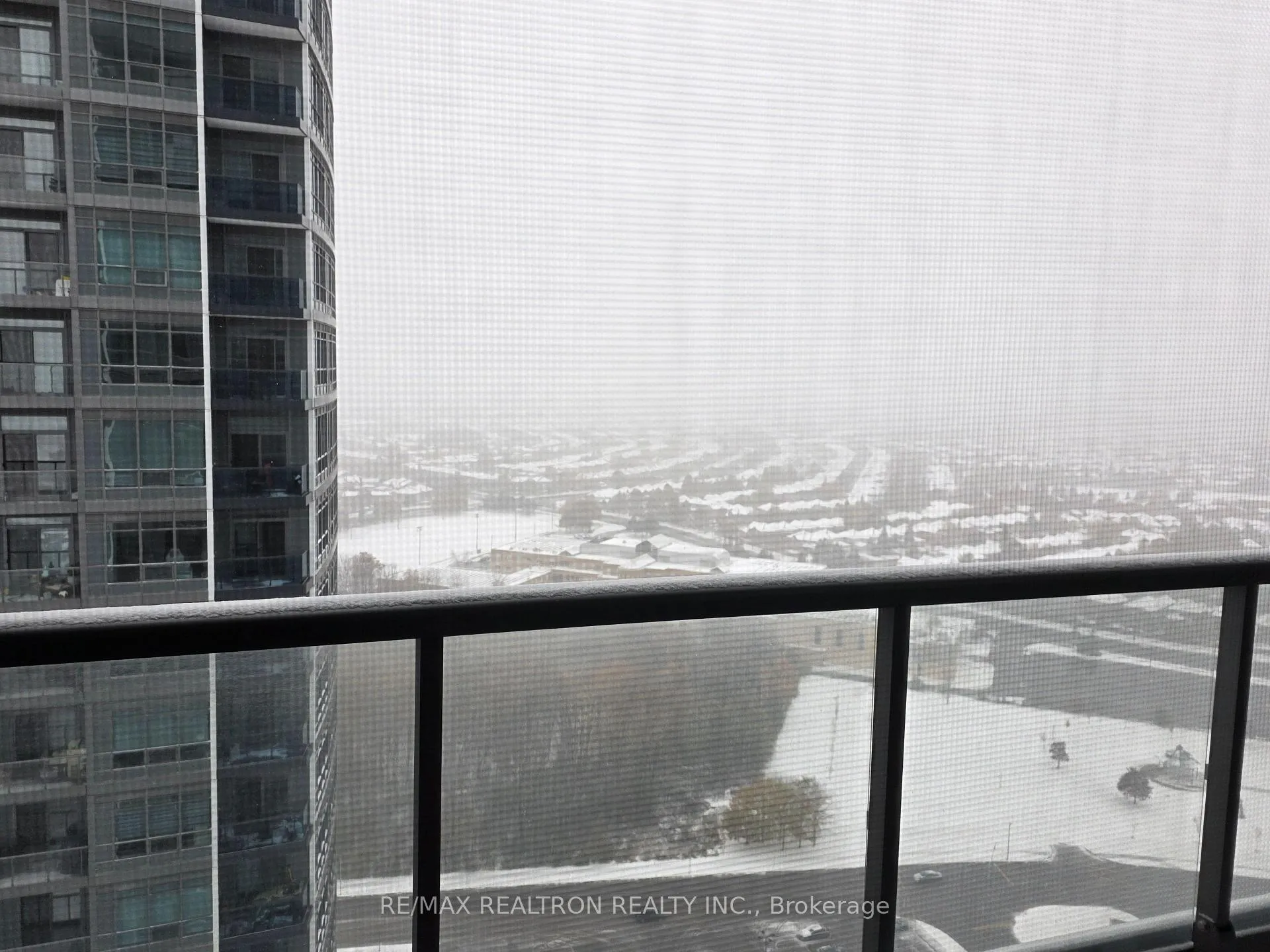 Photo 2 of Unit 2603, 50 Upper Mall Way, Vaughan, Brownridge — HOMEH