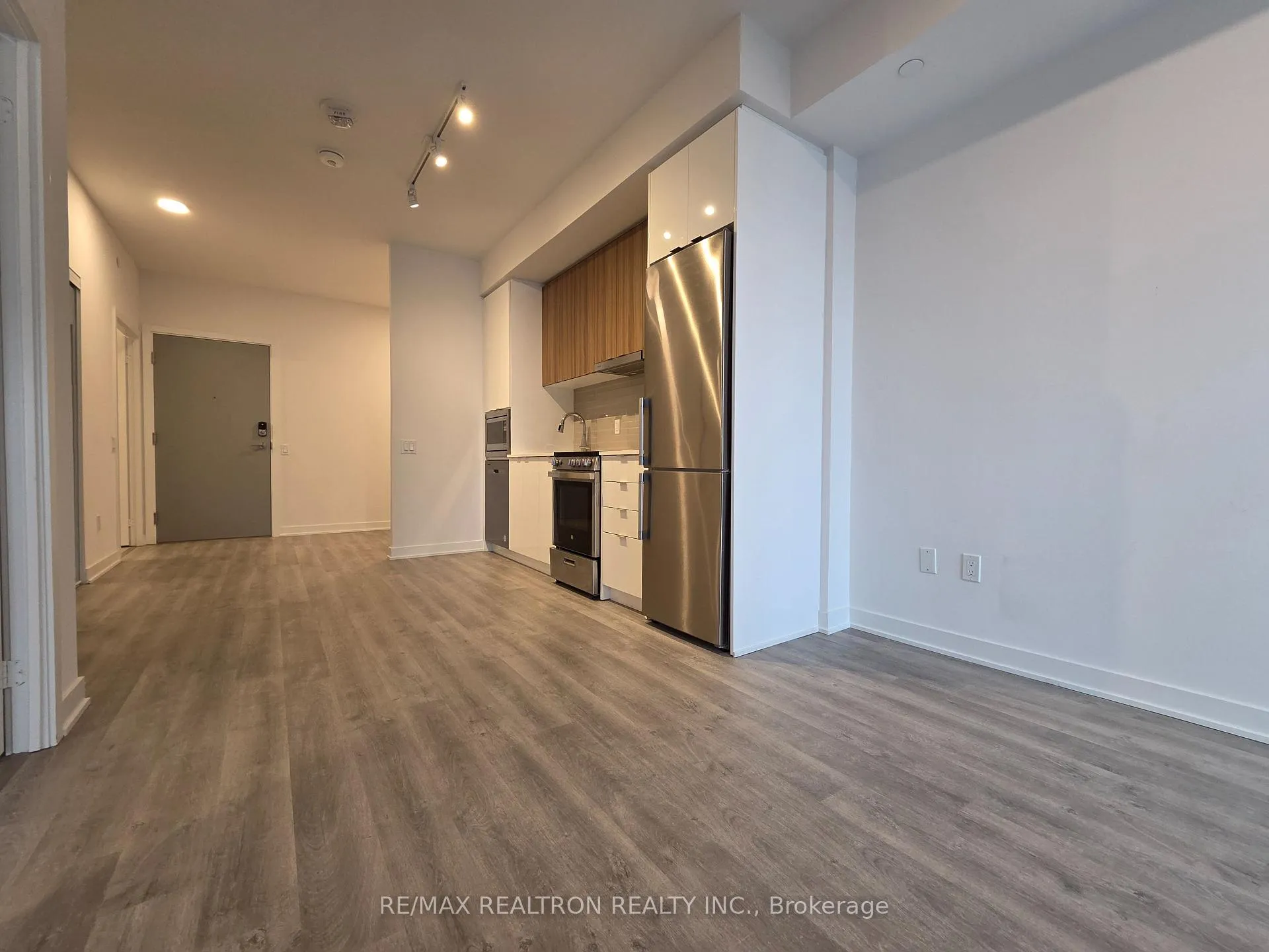 Photo 14 of Unit 2603, 50 Upper Mall Way, Vaughan, Brownridge — HOMEH