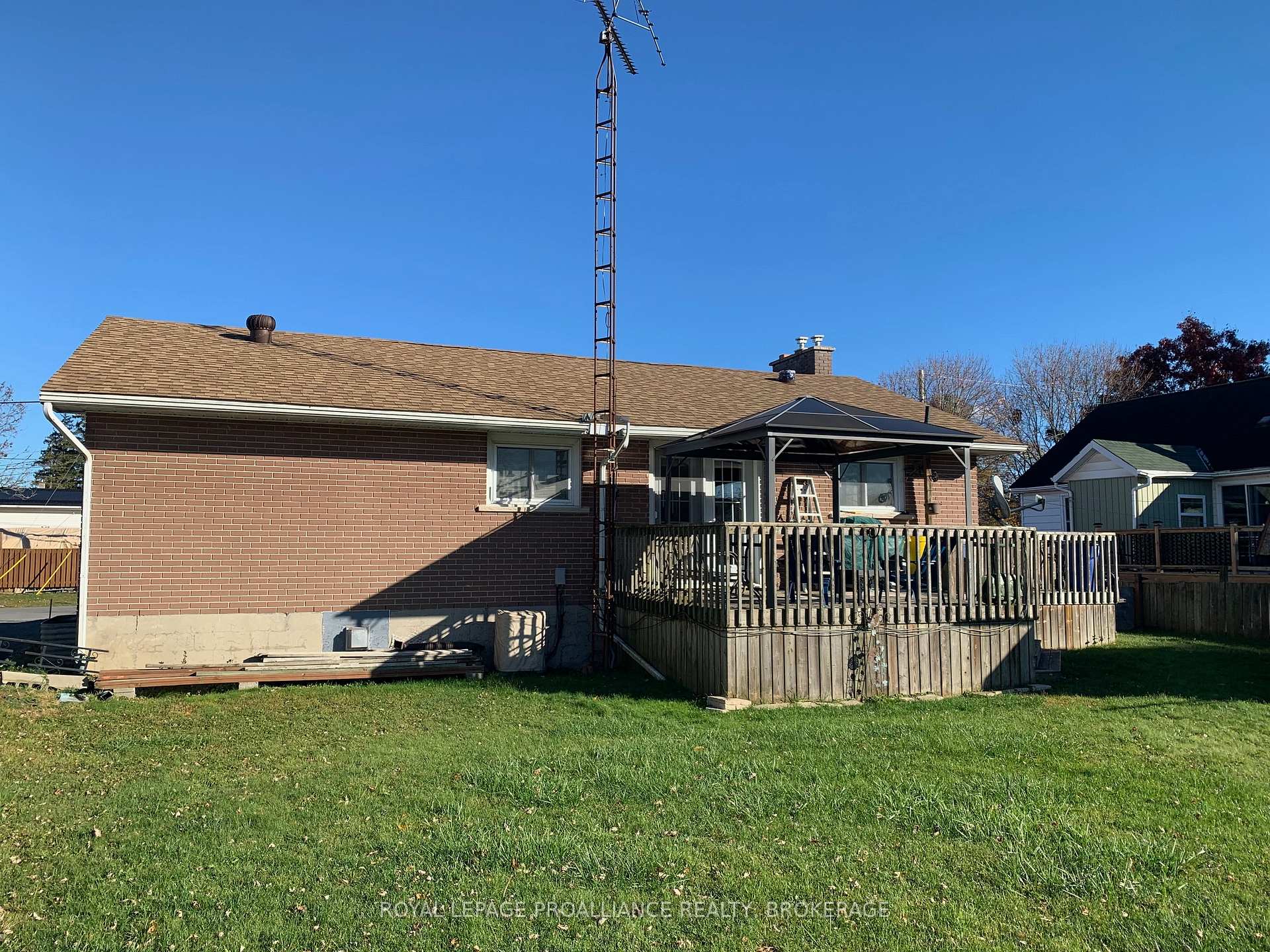 Photo 14 of 180 Elm Street, Gananoque — HOMEH