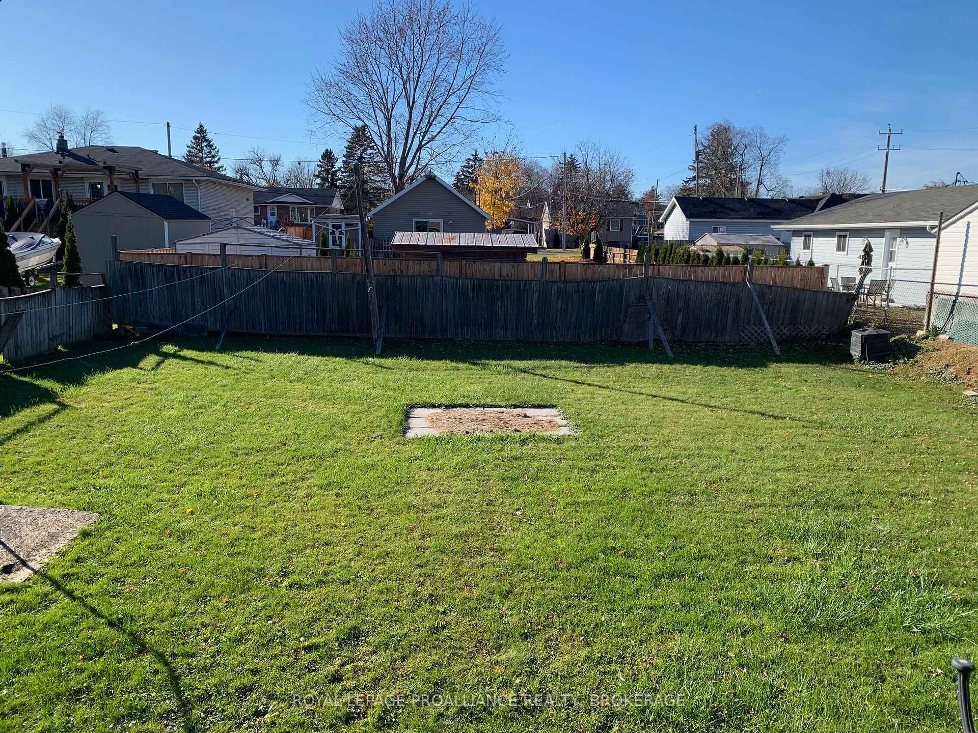 Photo 16 of 180 Elm Street, Gananoque — HOMEH