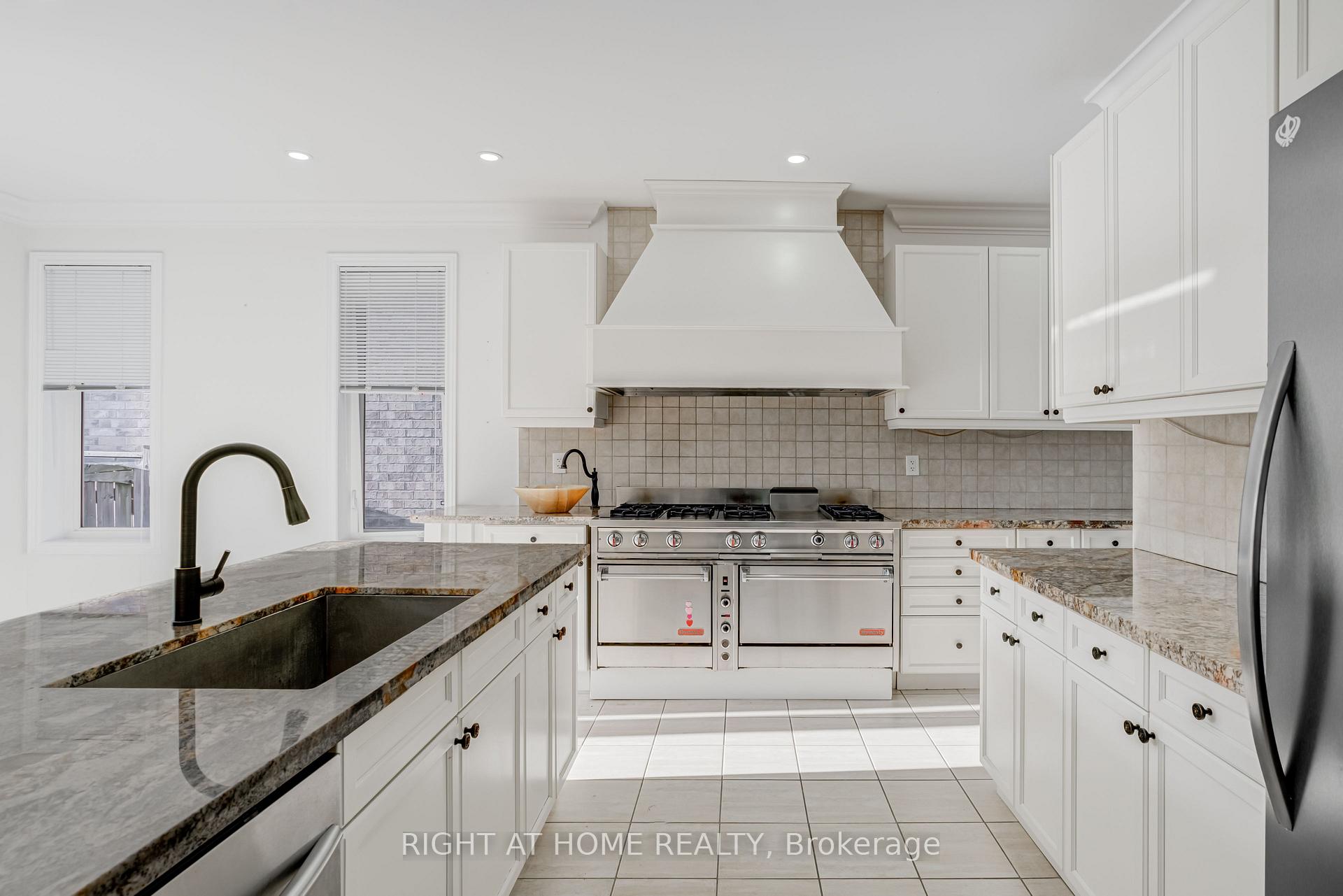 Photo 19 of 56 Gentle Fox Drive, Caledon, Rural Caledon — HOMEH