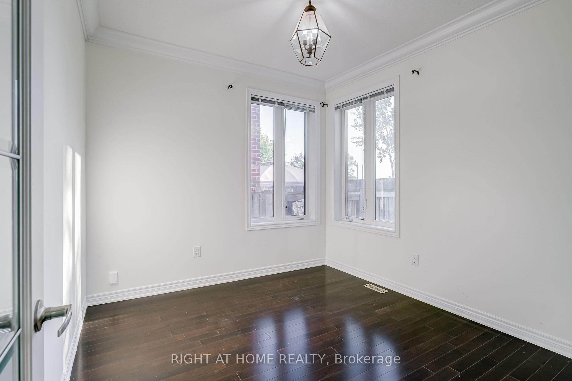 Photo 17 of 56 Gentle Fox Drive, Caledon, Rural Caledon — HOMEH