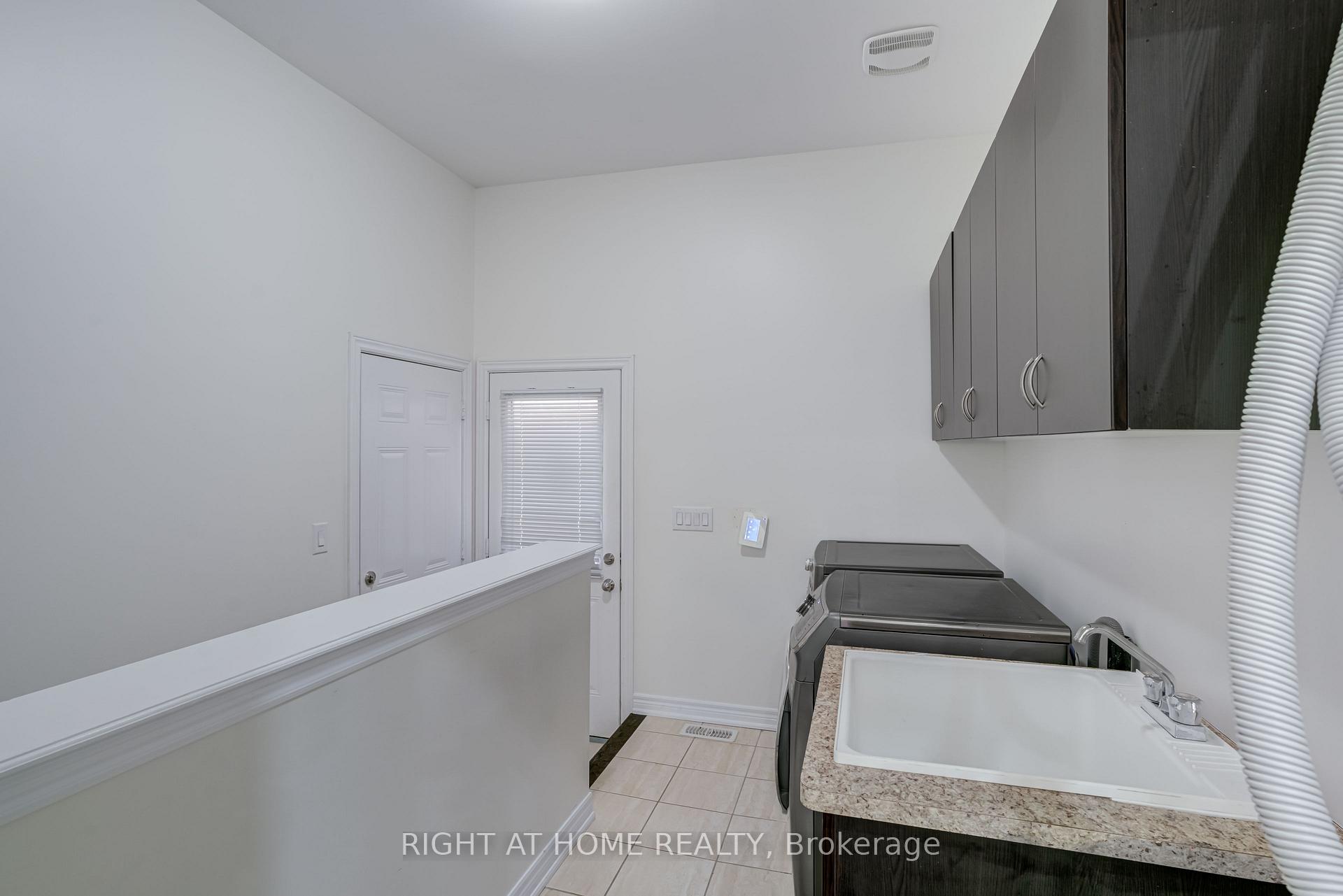 Photo 12 of 56 Gentle Fox Drive, Caledon, Rural Caledon — HOMEH