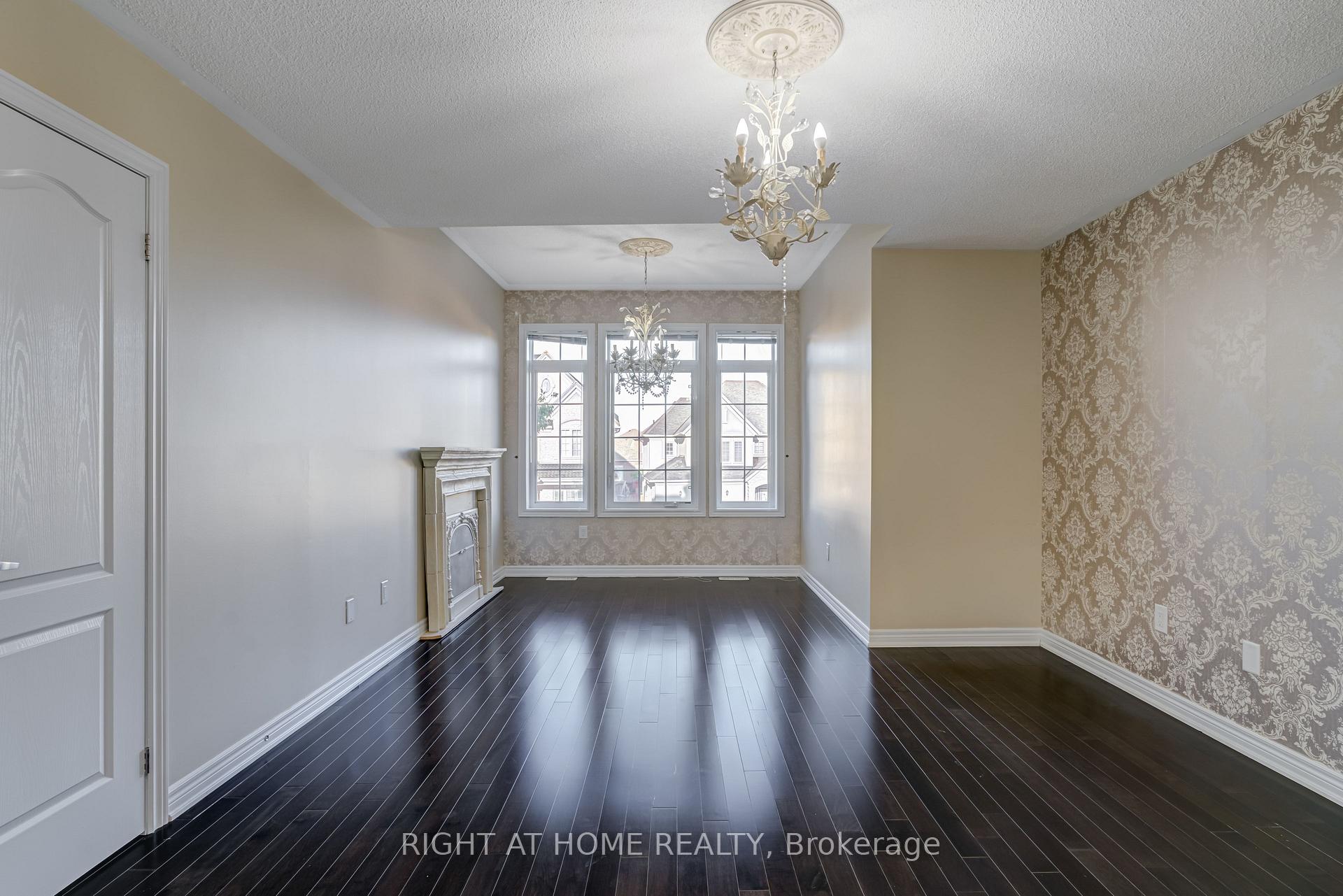 Photo 14 of 56 Gentle Fox Drive, Caledon, Rural Caledon — HOMEH
