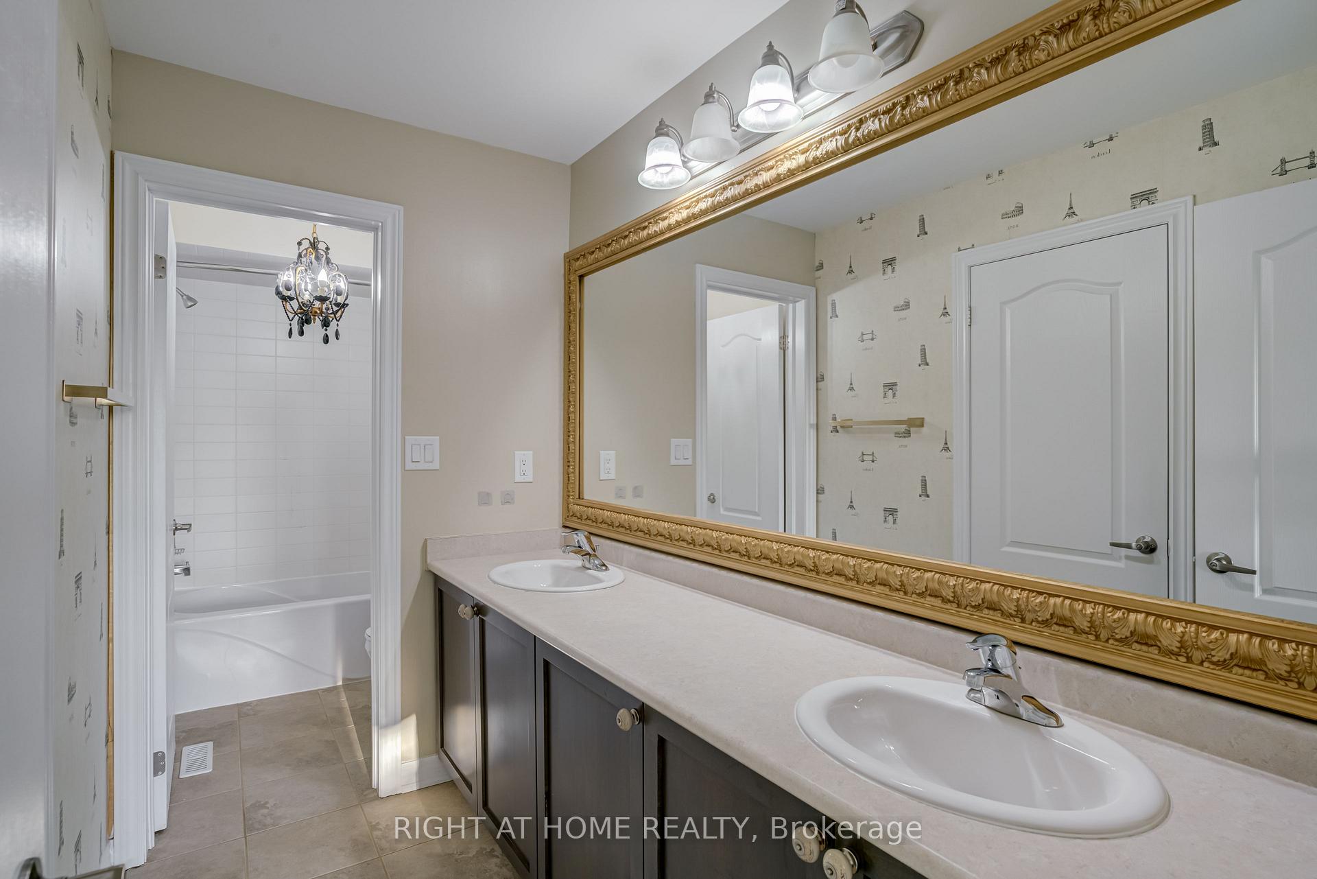 Photo 13 of 56 Gentle Fox Drive, Caledon, Rural Caledon — HOMEH