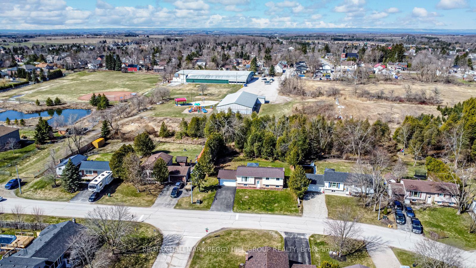 Photo 2 of 228 Thornton Avenue, Essa, Thornton — HOMEH