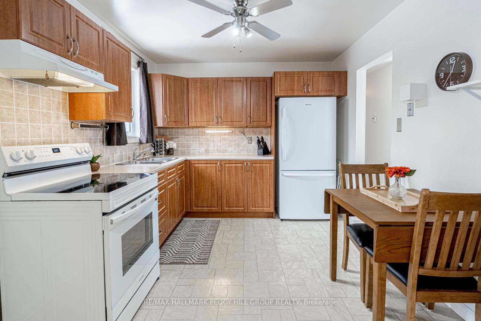 Photo 6 of 228 Thornton Avenue, Essa, Thornton — HOMEH