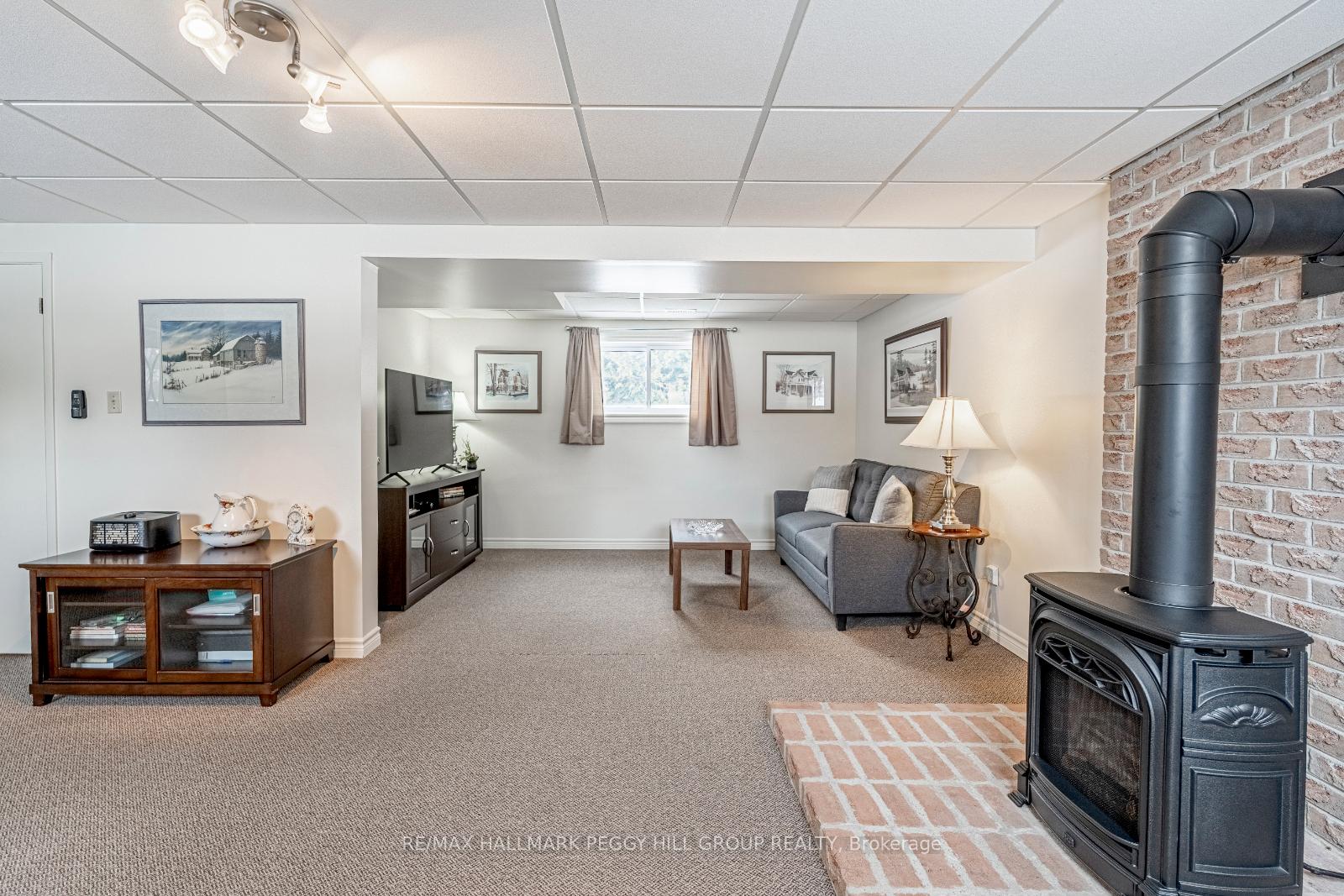 Photo 14 of 228 Thornton Avenue, Essa, Thornton — HOMEH