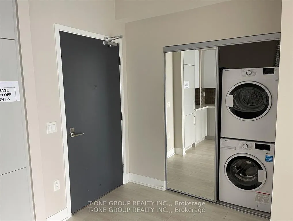 Photo 4 of Unit 1201, 2908 highway 7 Road, Vaughan, Concord — HOMEH