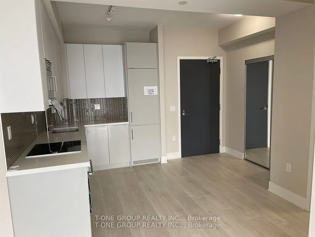 Photo 6 of Unit 1201, 2908 highway 7 Road, Vaughan, Concord — HOMEH