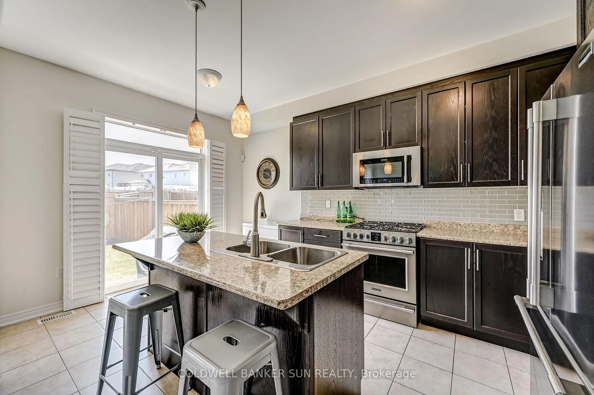 Photo 10 of Unit UPPER, 288 Johnson Drive, Shelburne — HOMEH