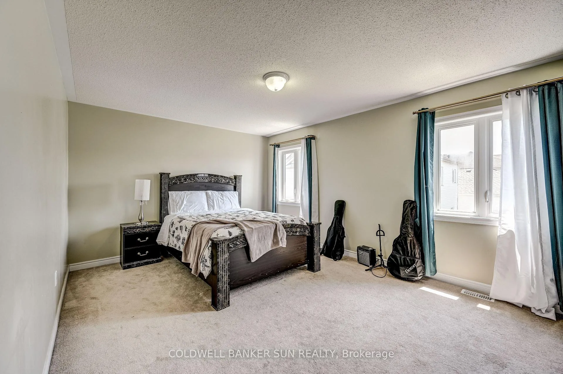 Photo 33 of Unit UPPER, 288 Johnson Drive, Shelburne — HOMEH