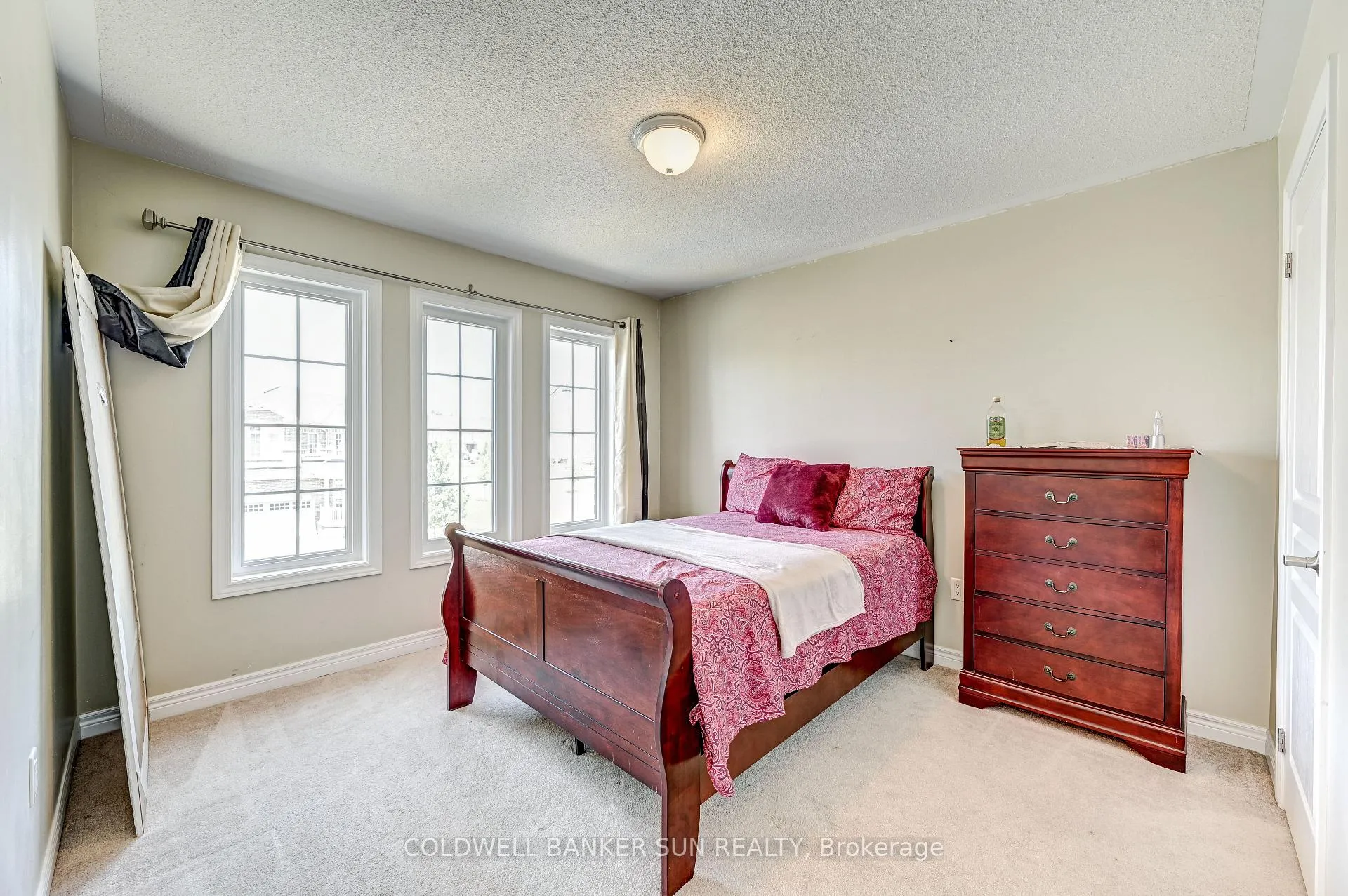 Photo 41 of Unit UPPER, 288 Johnson Drive, Shelburne — HOMEH