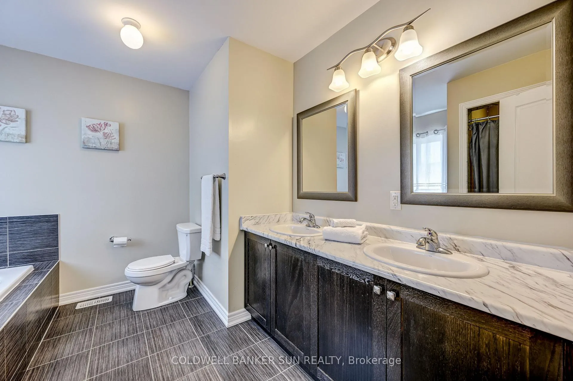 Photo 42 of Unit UPPER, 288 Johnson Drive, Shelburne — HOMEH