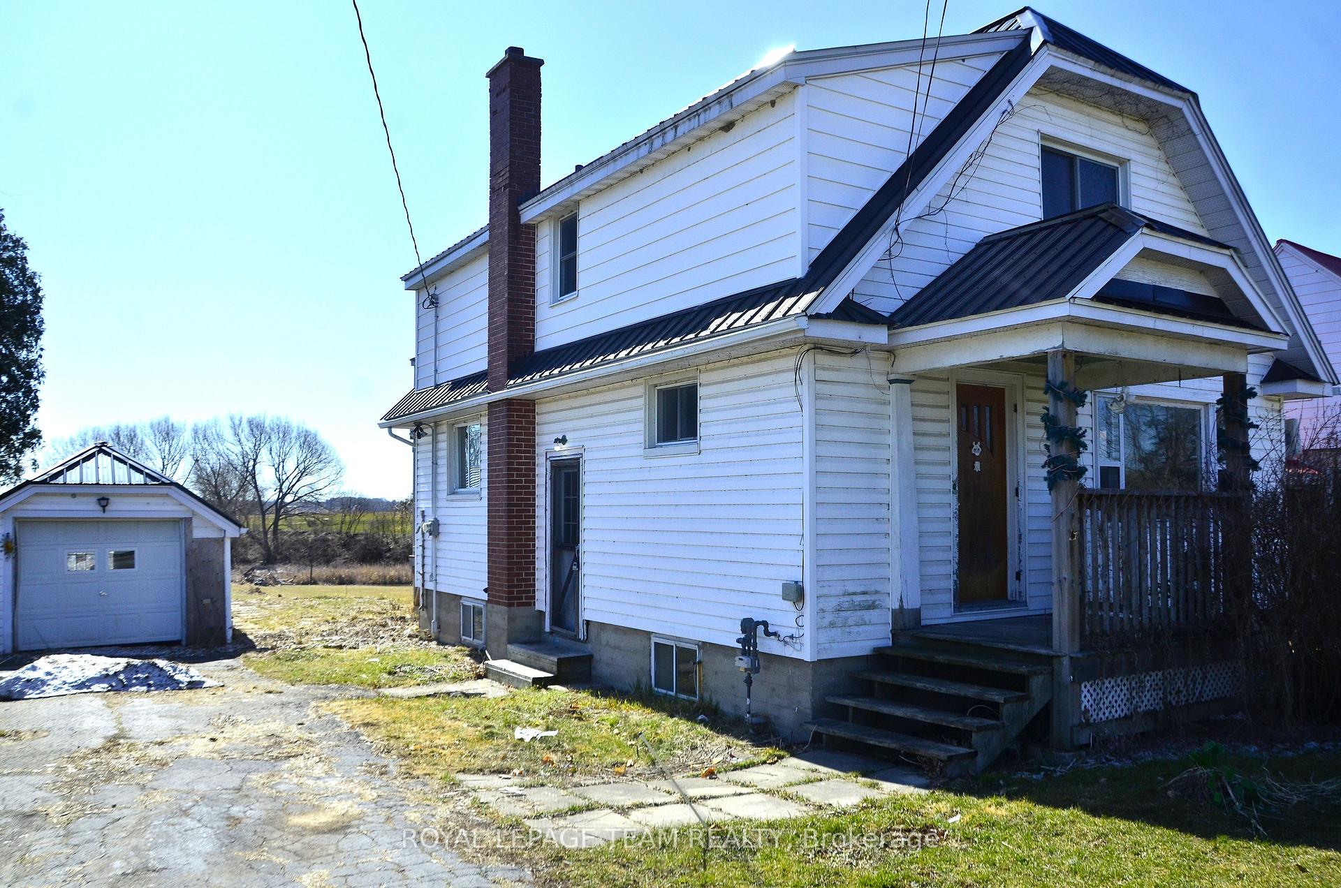 Photo 2 of 231 County Rd 2 E, Edwardsburgh/Cardinal, Edwardsburgh/Cardinal Twp — HOMEH