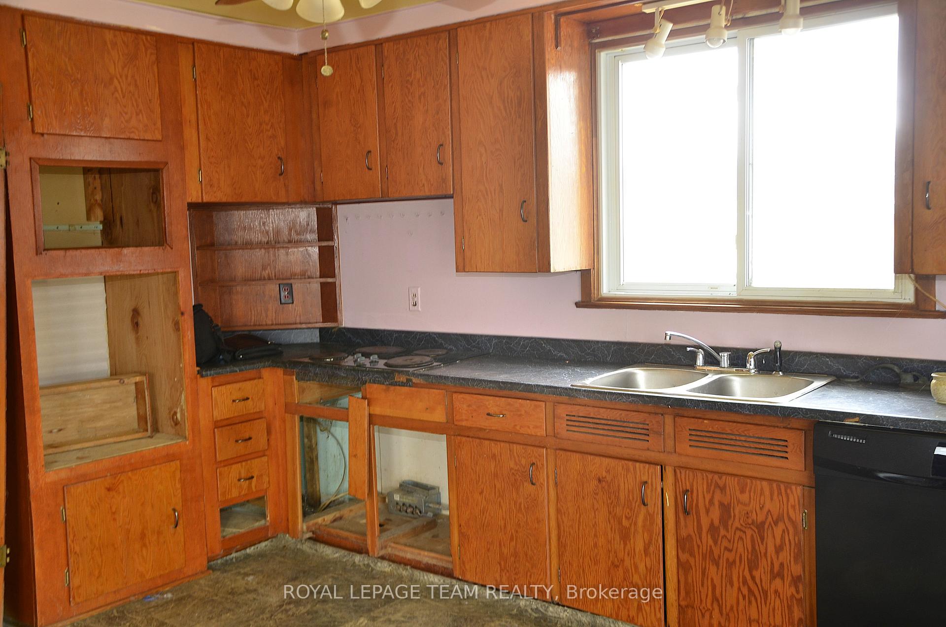 Photo 11 of 231 County Rd 2 E, Edwardsburgh/Cardinal, Edwardsburgh/Cardinal Twp — HOMEH
