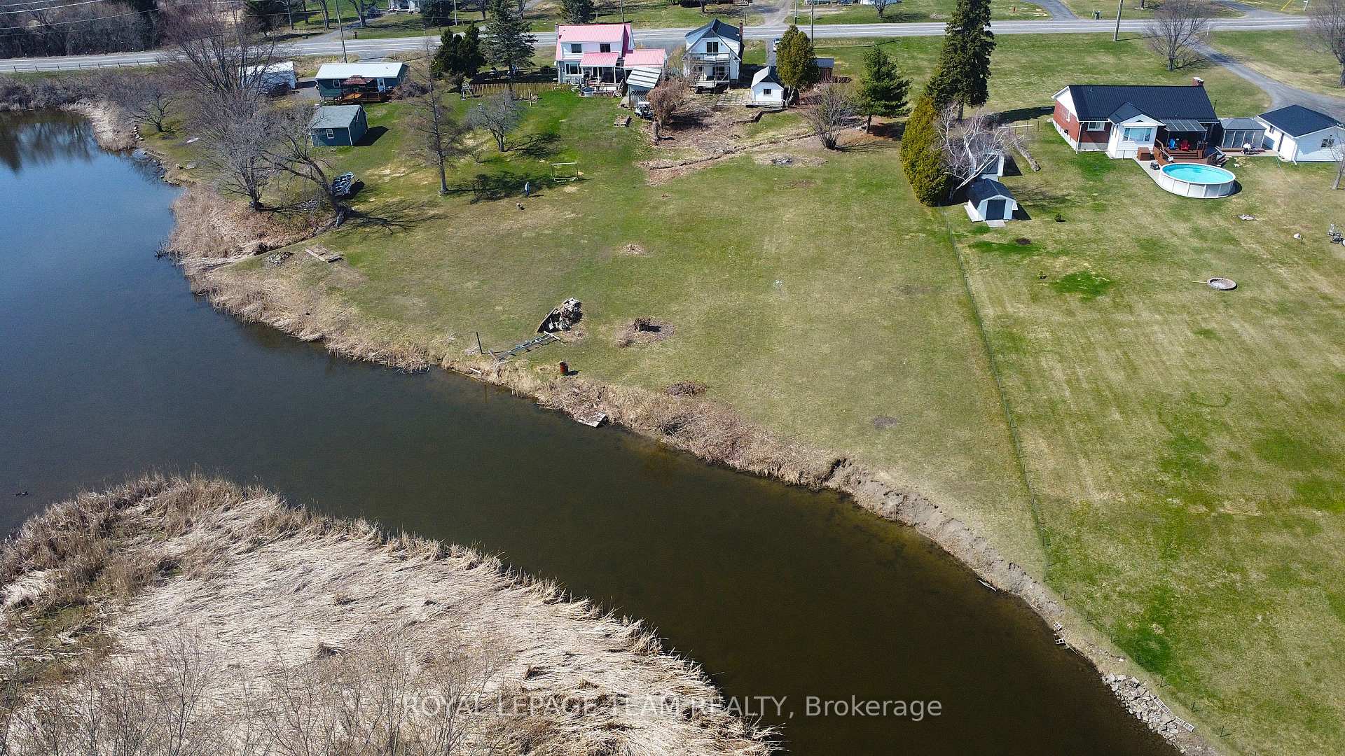Photo 23 of 231 County Rd 2 E, Edwardsburgh/Cardinal, Edwardsburgh/Cardinal Twp — HOMEH