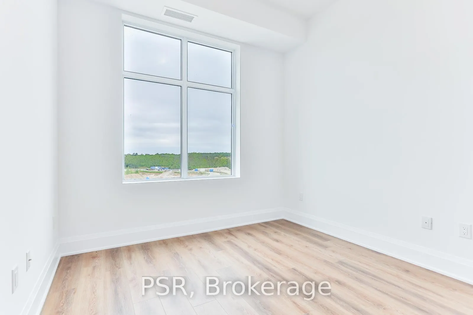 Photo 19 of Unit 624, 10 Mallard Trail, Hamilton, Waterdown — HOMEH